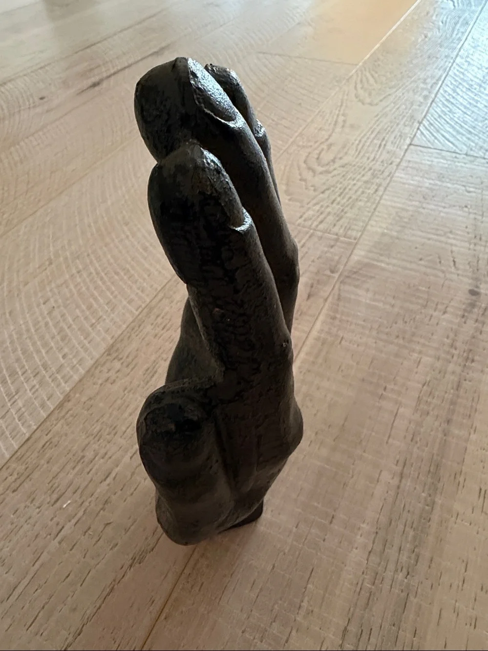 N/A heavy cast